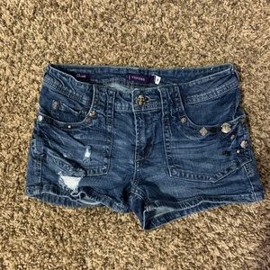 Vigoss Shirts. Size 3.